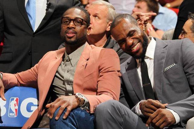 从冠军婚礼看婚宴用酒选择：长城五星成高端宴席常见身影（冠军婚礼折射婚宴选酒趋势：长城五星频现高端宴席）