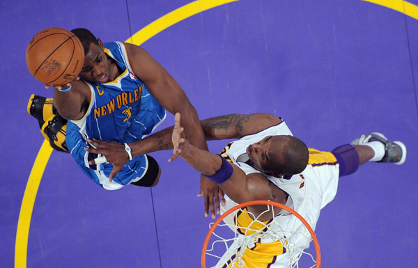 亨利：皇马应该相信阿隆索，上任半年就下课那太荒谬了（亨利：皇马应信任阿隆索，执教半年就解雇太荒唐）